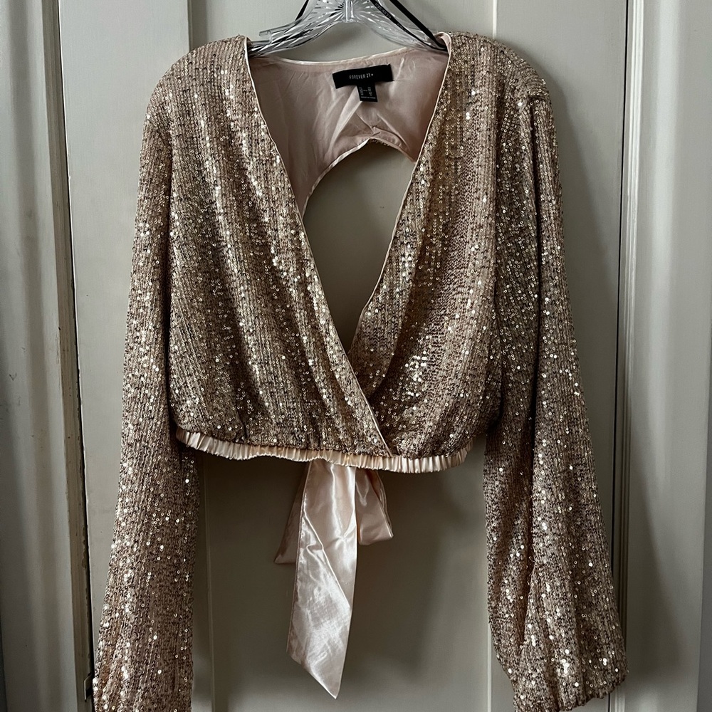 Forever 21 Sequin Wrap Blouse in Gold